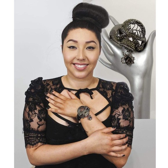 GGR Skull Bracelet with Dangle Spider - Picture 4 of 4